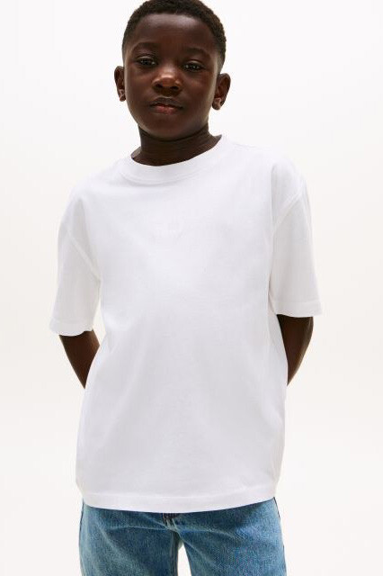 Erkek Çocuk Rahat Kesim Göğsü Tonal Nakışlı T-Shirt - Beyaz 