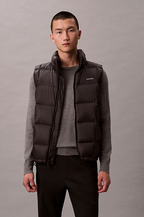 Erkek Regular Fit Dik Yaka Kapitoneli Şişme Yelek - Siyah 