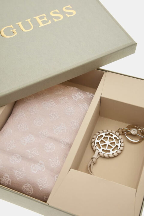 Kadın 4G Logolu Atkı Ve Anahtarlık Seti 