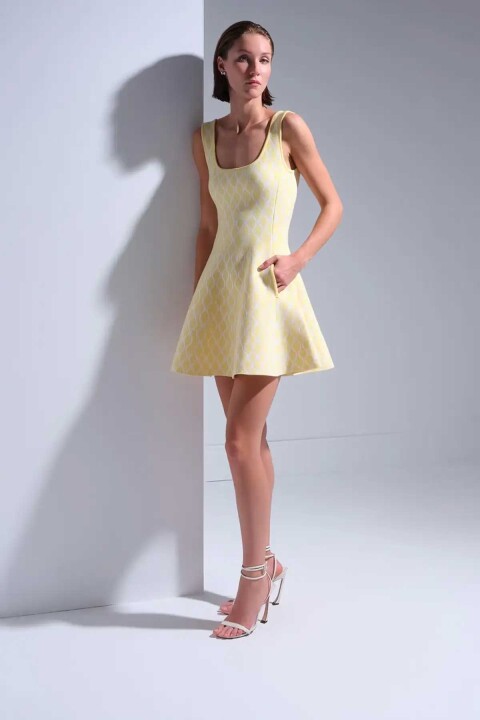 Kadın Cep Detaylı Kloş Mini Elbise - Sarı 