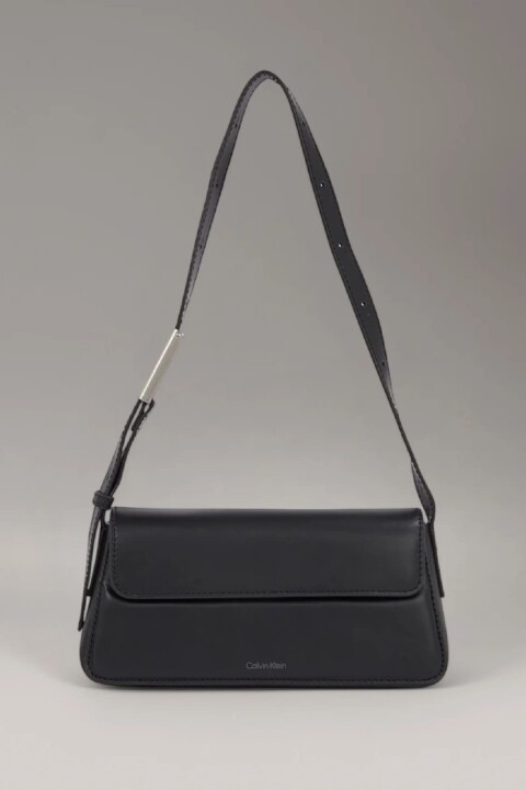 Kadın Ck Kuşaklı Omuz Çantası - Siyah 