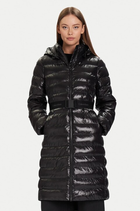 Kadın Kapüşonlu Kemerli Hafif Uzun Şişme Kaban - Siyah 