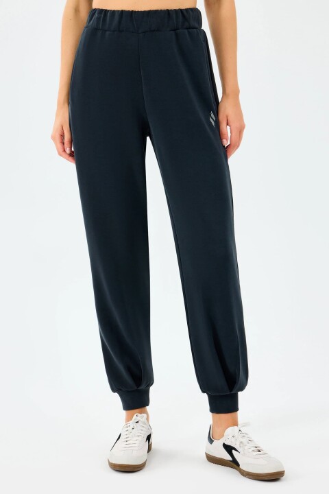 Kadın Lounge Jogger Rahat Kalıp Modal Karışımlı Eşofman Altı - Siyah 