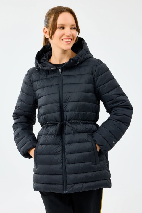 Kadın Regular Fit Kapitone Hafif Ceket - Siyah 