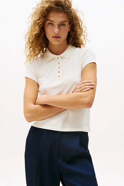 Kadın Tam Kalıp Altın Renk Düğmeli Polo Yaka T-Shirt - Ekru 